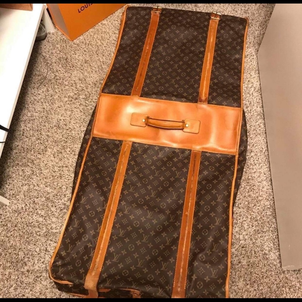 Lv garment bag brown monogram